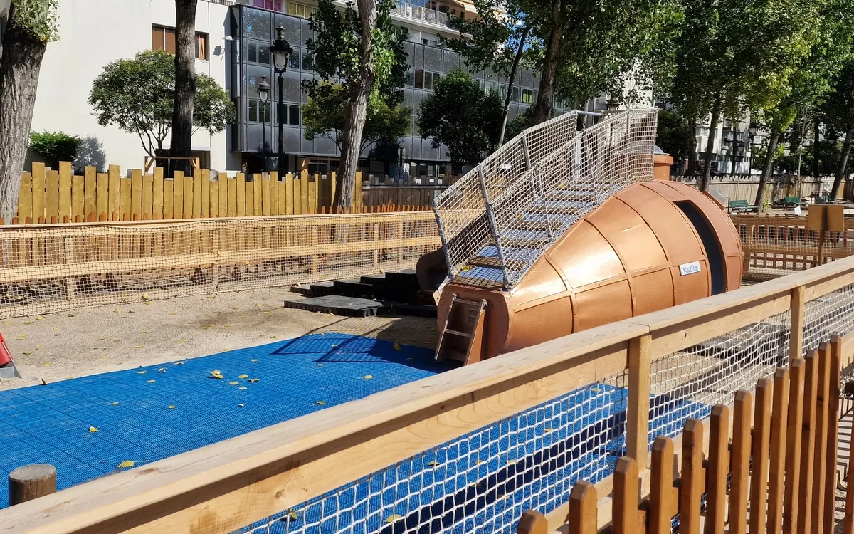 Club enfants au bassin de la Villette