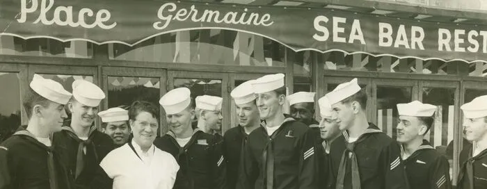 Visite théâtrale burlesque sur les pas des marins de la 6e Flotte