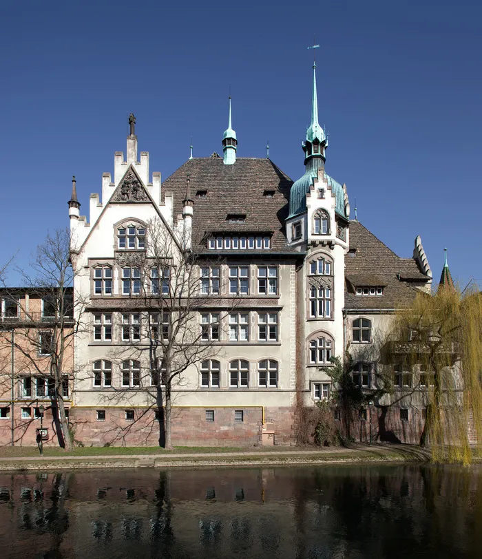 À la découverte du plus beau lycée de France