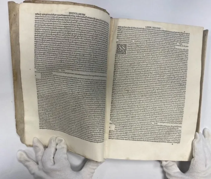 Visite guidée des fonds patrimoniaux