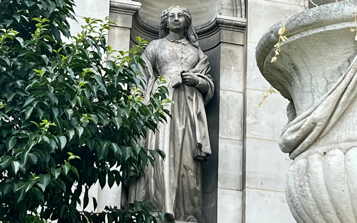 JEP 2026 : Les statues des façades de l'Hôtel de Ville